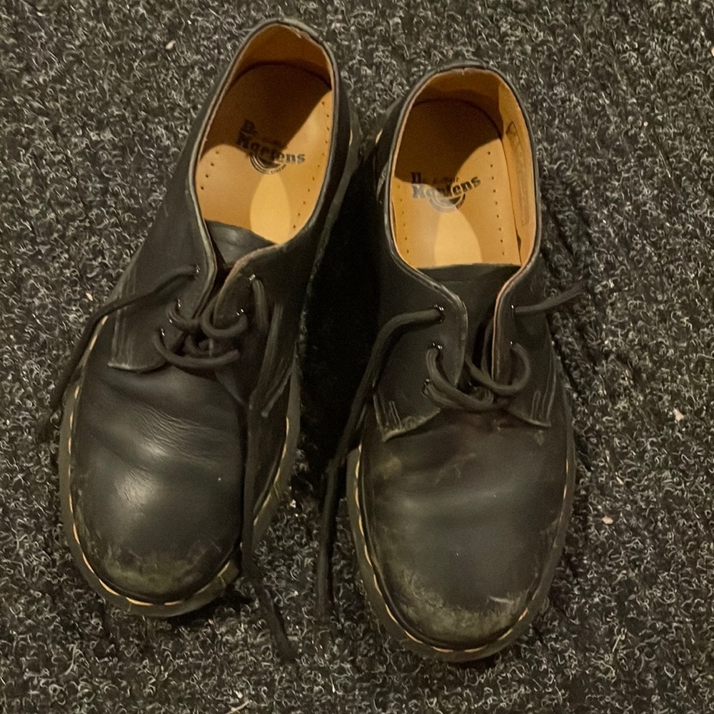 Doc martins kids size 7